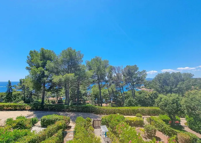 Seafront 4 People In Domain - 2 Pools بيت للعطل Saint-Raphaël