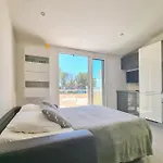 Seafront 4 People - 2 Pools Будинок відпочинку