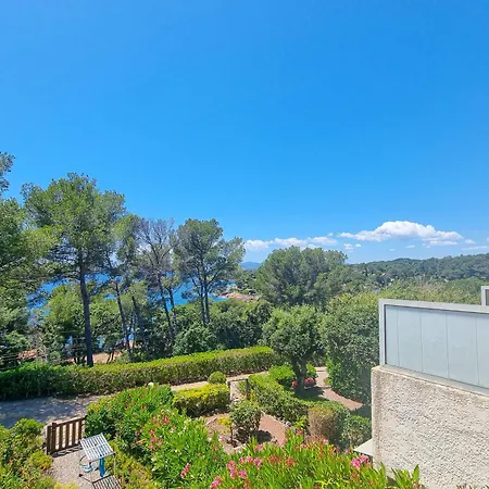 Seafront 4 People In Domain - 2 Pools *