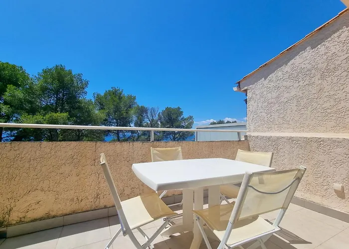 Seafront 4 People In Domain - 2 Pools Saint-Raphaël