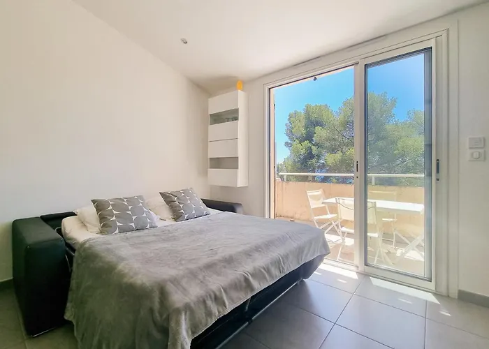 Seafront 4 People In Domain - 2 Pools Сasa de vacaciones *